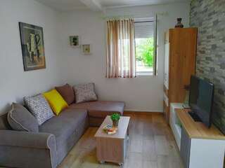 Апартаменты Apartments Gruda Цетине Апартаменты с террасой-10