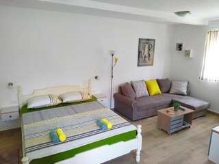 Апартаменты Apartments Gruda Цетине Апартаменты с террасой-12