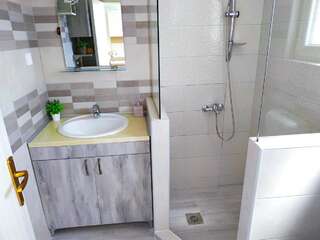 Апартаменты Apartments Gruda Цетине Апартаменты с террасой-14