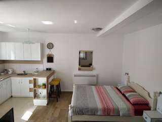 Апартаменты Apartments Gruda Цетине Апартаменты с террасой-9